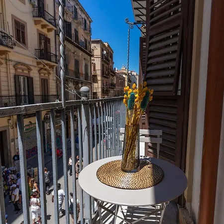 Lägenhet Four Luxury *