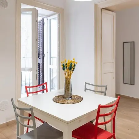 Διαμέρισμα Four Luxury