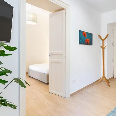 Four Luxury * Παλέρμο